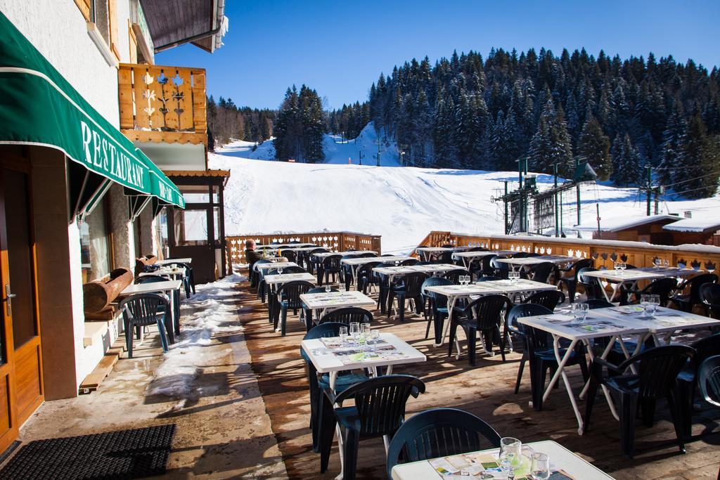 Hotel Restaurant La Darbella Les Rousses Exterior photo